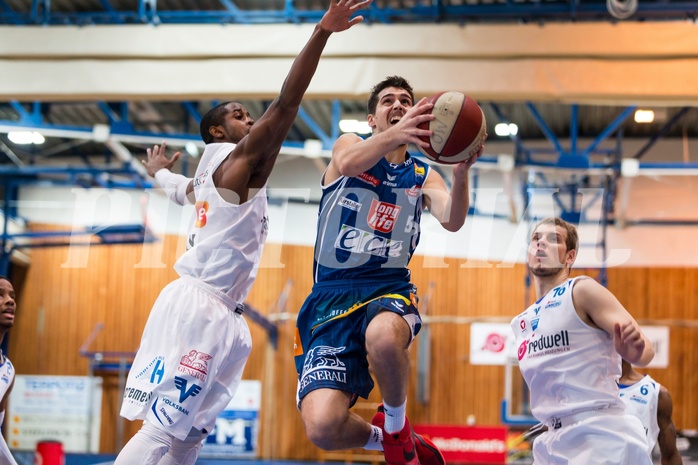 Basketball, ABL 2016/17, Grunddurchgang 7.Runde, Oberwart Gunners, Kapfenberg Bulls, Bogic Vujosevic (5), Christopher McNealy (8)