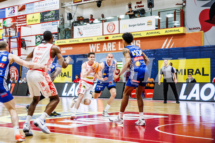 Basketball, Win2Day Superliga 2024/25, Playoffs, Halbfinale Spiel 2, Traiskirchen Lions, Oberwart Gunners, Benedikt Güttl (7)