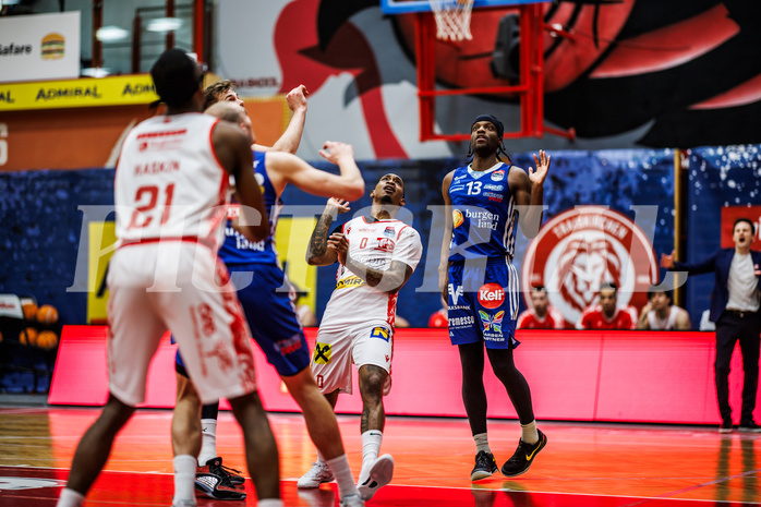 Basketball, Win2Day Superliga 2024/25, Playoffs, Halbfinale Spiel 2, Traiskirchen Lions, Oberwart Gunners, Cedric Russell (0)