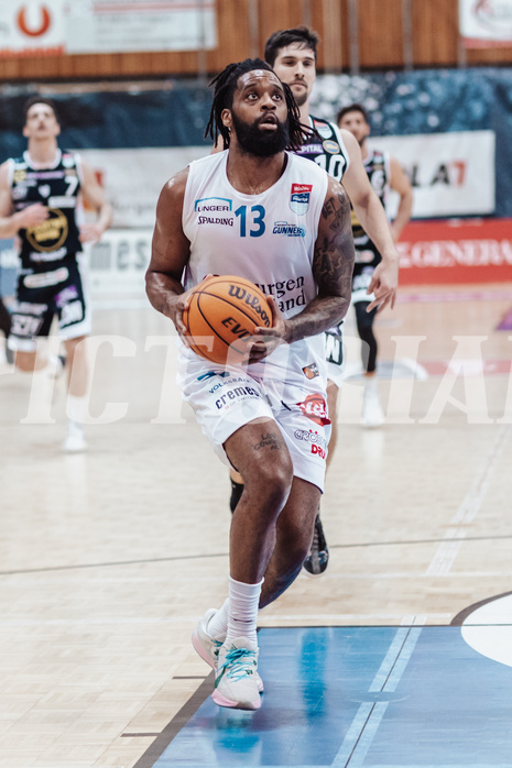 Basketball, Basketball Superliga 2023/24, Grunddurchgang 19.Runde, Oberwart Gunners, Gmunden Swans, Kris Monroe (13)