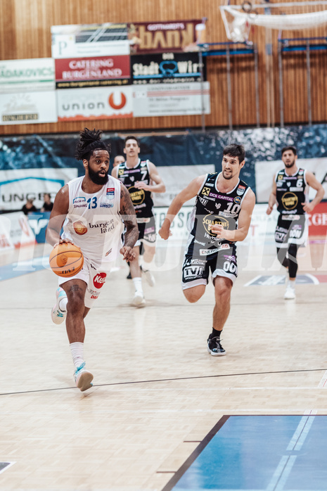 Basketball, Basketball Superliga 2023/24, Grunddurchgang 19.Runde, Oberwart Gunners, Gmunden Swans, Kris Monroe (13), Toni Blazan (10)