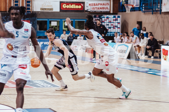 Basketball, Basketball Superliga 2023/24, Grunddurchgang 19.Runde, Oberwart Gunners, Gmunden Swans, Benedikt G