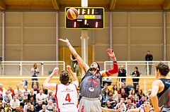 Basketball, 2.Bundesliga, Playoff Finale Spiel 5, UBC St.Pölten, Villach Raiders, Marko Kolaric (16), Eric Schranz (4)