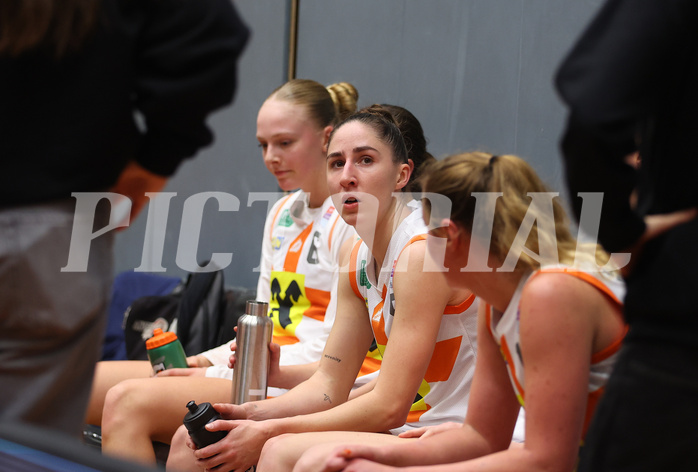 Basketball Damen Superliga 2024/25, Grunddurchgang 6.Runde BK Duchess Klosterneuburg vs. Basket Flames


