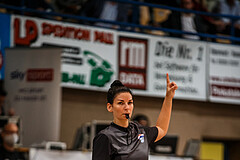 Basketball, bet-at-home Basketball Superliga 2020/21, Grunddurchgang 1. Runde, Oberwart Gunners, Kapfenberg Bulls, Referee, Raphaela Reiner