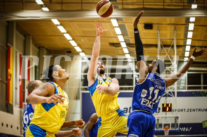 Basketball, bet-at-home Basketball Superliga 2019/20, Viertelfinale 2. Spiel, SKN St. Pölten Basketball, Oberwart Gunners, Jakob Wonisch (17)