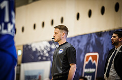 Basketball, bet-at-home Basketball Superliga 2019/20, Viertelfinale 2. Spiel, SKN St. Pölten Basketball, Oberwart Gunners, Referee Paul Rainer