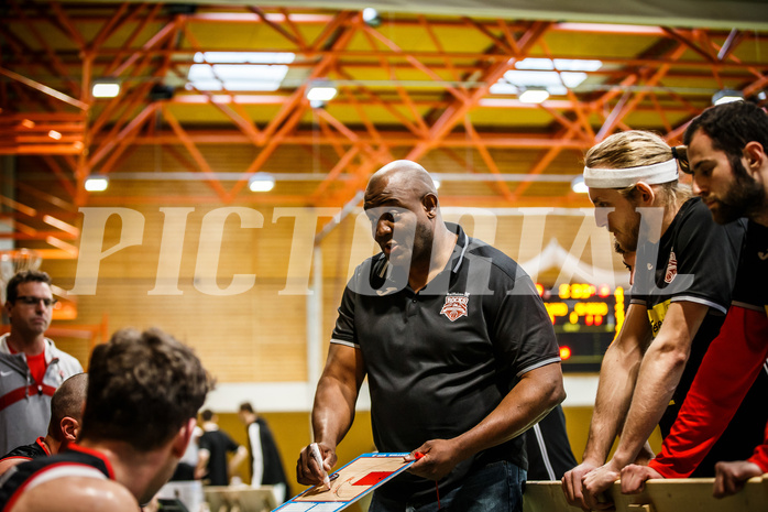 Basketball, Basketball Zweite Liga, Viertelfinale Spiel 2, BBC Nord Dragonz, Mattersburg Rocks, James WILLIAMS (Headcoach)