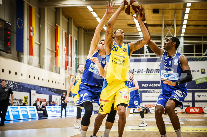 Basketball, bet-at-home Basketball Superliga 2019/20, Viertelfinale 2. Spiel, SKN St. Pölten Basketball, Oberwart Gunners, Chris Fergusson (20)