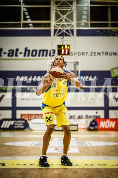 Basketball, bet-at-home Basketball Superliga 2019/20, Viertelfinale 2. Spiel, SKN St. Pölten Basketball, Oberwart Gunners, Chris Fergusson (20)