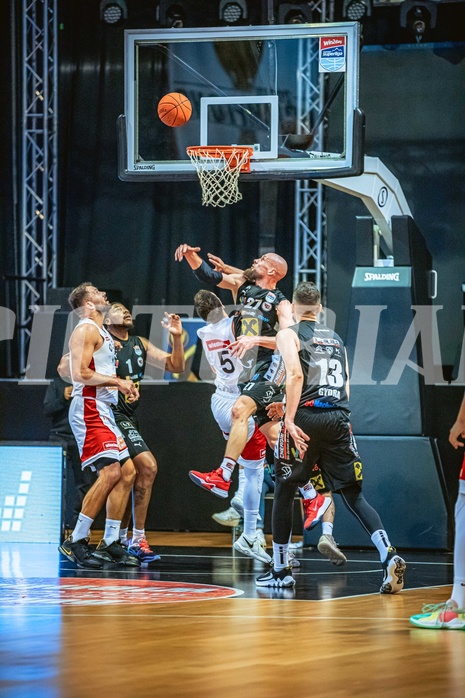 Basketball, Win2Day Superliga 2022/23, Grunddurchgang 5.Runde, BC GGMT Vienna, Raiffeisen Flyers Wels, Christian Von Fintel (27)