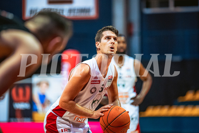 Basketball, Win2Day Superliga 2022/23, Grunddurchgang 5.Runde, BC GGMT Vienna, Raiffeisen Flyers Wels, Bogic Vujosevic (5)