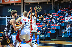 Basketball, Win2Day Superliga 2022/23, Grunddurchgang 5.Runde, BC GGMT Vienna, Raiffeisen Flyers Wels, Carlos Novas Mateo (2)