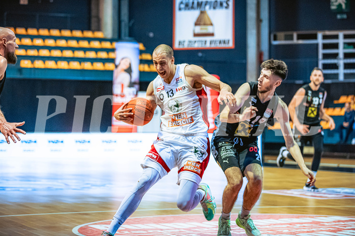 Basketball, Win2Day Superliga 2022/23, Grunddurchgang 5.Runde, BC GGMT Vienna, Raiffeisen Flyers Wels, Stefan Savic (13)