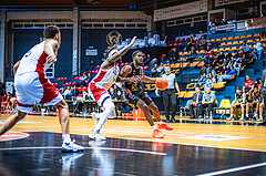 Basketball, Win2Day Superliga 2022/23, Grunddurchgang 5.Runde, BC GGMT Vienna, Raiffeisen Flyers Wels, Jahenns Manigat (21), Samuel Gatterbauer (16)