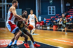 Basketball, Win2Day Superliga 2022/23, Grunddurchgang 5.Runde, BC GGMT Vienna, Raiffeisen Flyers Wels, Jozo Rados (3), Austen Awosika (10)
