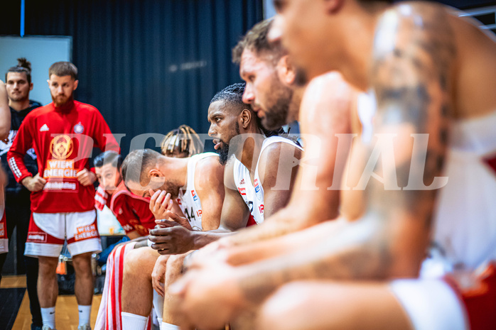 Basketball, Win2Day Superliga 2022/23, Grunddurchgang 5.Runde, BC GGMT Vienna, Raiffeisen Flyers Wels, Carlos Novas Mateo (2)