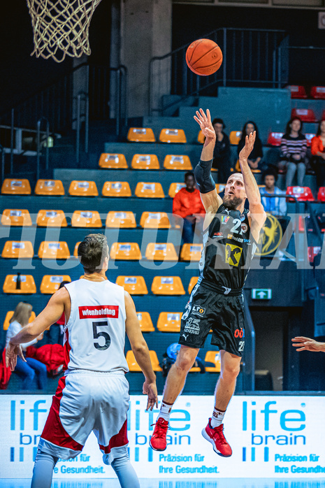 Basketball, Win2Day Superliga 2022/23, Grunddurchgang 5.Runde, BC GGMT Vienna, Raiffeisen Flyers Wels, Christian Von Fintel (27)