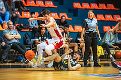 Basketball, Win2Day Superliga 2022/23, Grunddurchgang 5.Runde, BC GGMT Vienna, Raiffeisen Flyers Wels, Bogic Vujosevic (5), Elvir Jakupovic (21)