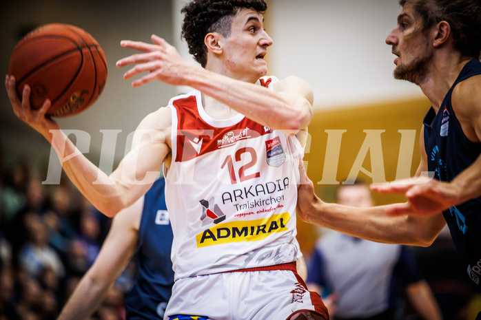 Basketball, win2day Basketball Superliga 2022/23, 10. Qualifikationsrunde, Traiskirchen Lions, Vienna D.C. Timberwolves, Nils Kühteubl (12)