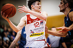 Basketball, win2day Basketball Superliga 2022/23, 10. Qualifikationsrunde, Traiskirchen Lions, Vienna D.C. Timberwolves, Nils Kühteubl (12)