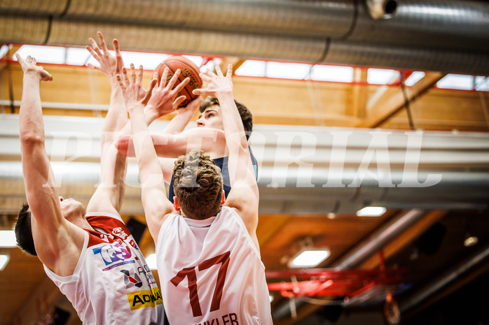 Basketball, win2day Basketball Superliga 2022/23, 10. Qualifikationsrunde, Traiskirchen Lions, Vienna D.C. Timberwolves, Chris Vogt (33)