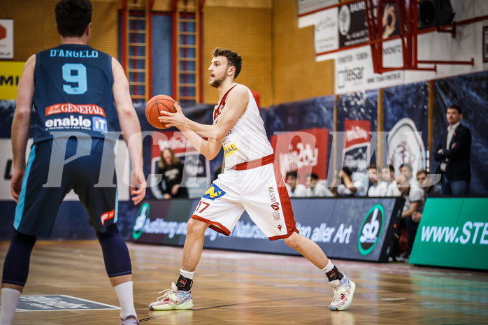 Basketball, win2day Basketball Superliga 2022/23, 10. Qualifikationsrunde, Traiskirchen Lions, Vienna D.C. Timberwolves, Jonas Winkler (17)