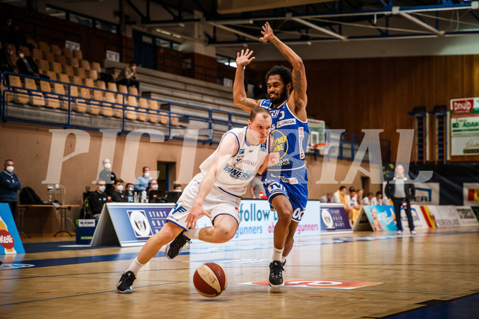 Basketball, bet-at-home Basketball Superliga 2020/21, Halbfinale Spiel 2, Oberwart Gunners, Gmunden Swans, Sebastian Käferle (7)