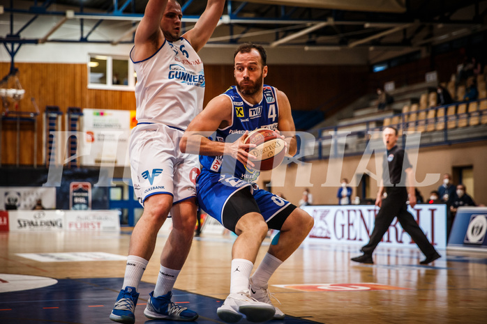 Basketball, bet-at-home Basketball Superliga 2020/21, Halbfinale Spiel 2, Oberwart Gunners, Gmunden Swans, Enis Murati (4)
