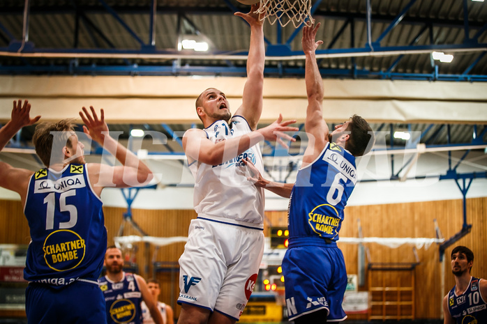 Basketball, bet-at-home Basketball Superliga 2020/21, Halbfinale Spiel 2, Oberwart Gunners, Gmunden Swans, Renato Poljak (16)