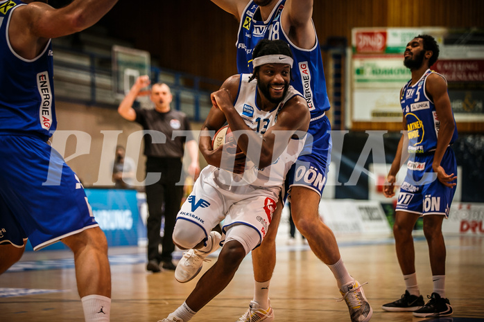 Basketball, bet-at-home Basketball Superliga 2020/21, Halbfinale Spiel 2, Oberwart Gunners, Gmunden Swans, Quincy Diggs (13)