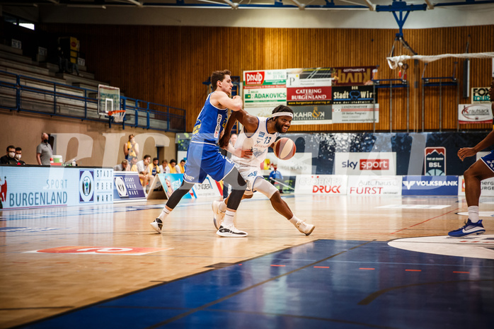 Basketball, bet-at-home Basketball Superliga 2020/21, Halbfinale Spiel 2, Oberwart Gunners, Gmunden Swans, Quincy Diggs (13)