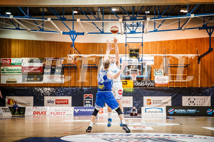 Basketball, bet-at-home Basketball Superliga 2020/21, Halbfinale Spiel 2, Oberwart Gunners, Gmunden Swans, Renato Poljak (16)