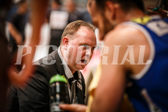 Basketball, bet-at-home Basketball Superliga 2020/21, Halbfinale Spiel 2, Oberwart Gunners, Gmunden Swans, Anton Mirolybov (Head Coach)