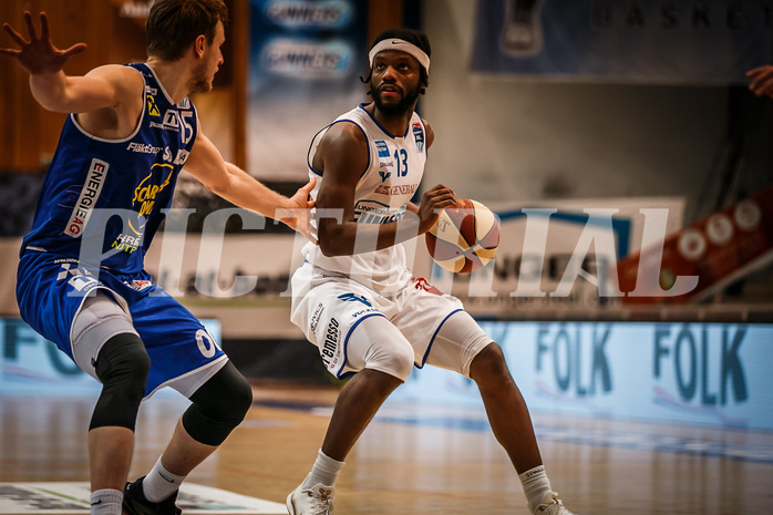 Basketball, bet-at-home Basketball Superliga 2020/21, Halbfinale Spiel 2, Oberwart Gunners, Gmunden Swans, Quincy Diggs (13)