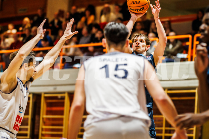 Basketball, win2day Basketball Superliga 2023/224, Qualifikationsrunde Spiel 2, BBC Nord Dragonz, Vienna Timberwolves, Elias Wlasak (8)