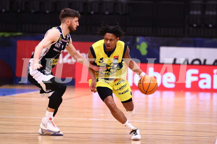 08.03.2024, Graz, Raiffeisen Sportpark Graz, Basketball Superliga 2023/24, 2.Platzierungsrunde, UBSC Raiffeisen Graz - OCS Swans Gmunden