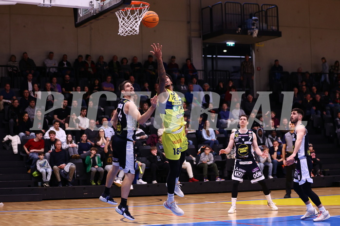 08.03.2024, Graz, Raiffeisen Sportpark Graz, Basketball Superliga 2023/24, 2.Platzierungsrunde, UBSC Raiffeisen Graz - OCS Swans Gmunden