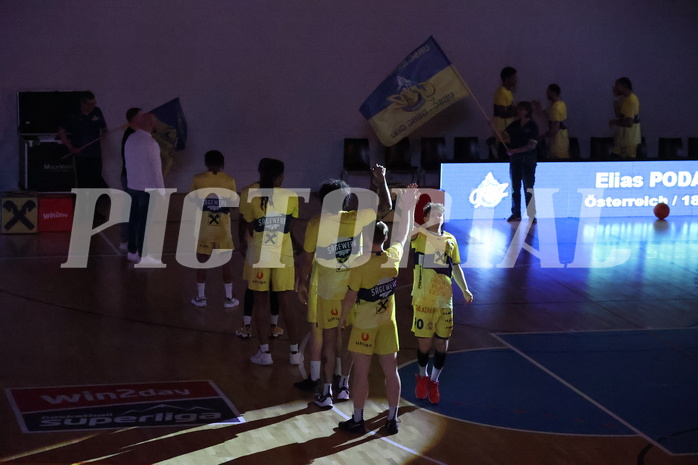 08.03.2024, Graz, Raiffeisen Sportpark Graz, Basketball Superliga 2023/24, 2.Platzierungsrunde, UBSC Raiffeisen Graz - OCS Swans Gmunden