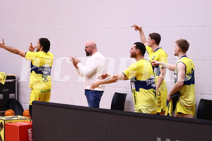 08.03.2024, Graz, Raiffeisen Sportpark Graz, Basketball Superliga 2023/24, 2.Platzierungsrunde, UBSC Raiffeisen Graz - OCS Swans Gmunden