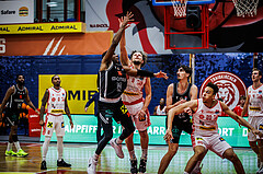 Basketball, Win2Day Superliga 2024/25, Grunddurchgang 15.Runde, Traiskirchen Lions, Fuerstenfeld Panthers, Juan Esteves-Garcia Coffi (16), Moritz Lanegger-Rest (8)
