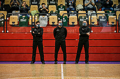 Basketball, Basketball Austria Cup, Cup Achtelfinale, Kapfenberg Bulls, Mattersburg Rocks, Referee with Masks