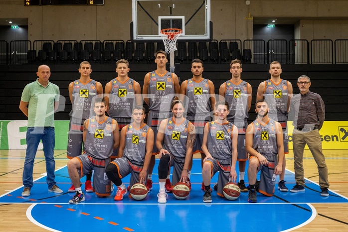 Basketball, ABL 2018/19, Media, Fürstenfeld Panthers, v.h.l.n.r.: Adnan Bajramovic  (Head Coach), Filip Mileta (14), Roland Reinelt (11), Mario Spaleta (15), Ibrahim Alisic (6), David Heuberger (5), Emils Surums (10), Erich Feiertag (Manager); v.v.l.