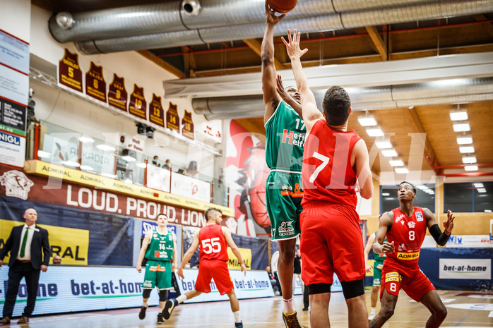 Basketball, bet-at-home Basketball Superliga 2021/22, Grunddurchgang 5.Runde, Traiskirchen Lions, Kapfenberg Bulls, Kareem Jamar (17)