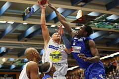 Basketball ABL 2016/17 Grunddurchgang 6.Runde Gmunden Swans vs Oberwart Gunners