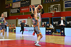 Basketball Superliga 2020/21, Grunddurchgang 18. Runde Flyers Wels vs. Klosterneuburg Dukes, Jan Raszdevsek (4), Melchior König (18),