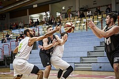 Basketball, Basketball Zweite Liga, Grunddurchgang 5.Runde, Basket Flames, Wörthersee Piraten, Tevz Ruzic (10)