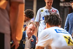 Basketball, Win2Day Superliga 2022/23, 4. Platzierungsrunde, BC Vienna, Gmunden Swans, Anton Mirolybov (Head Coach)