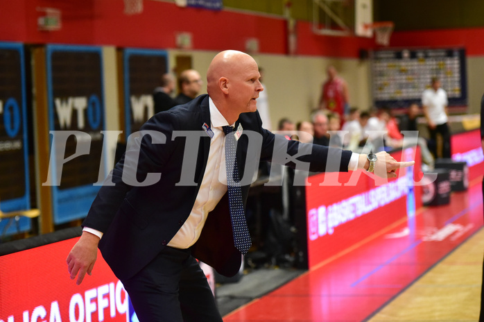 Basketball Superliga 2019/20, Grunddurchgang 8.Runde Flyers Wels vs. Kapfenberg, Mike Coffin (Head Coach)


