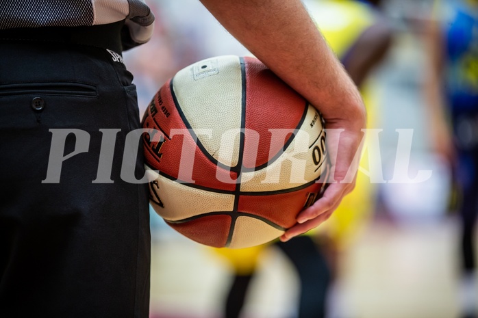 Basketball, Admiral Basketball Superliga 2019/20, Grunddurchgang 1.Runde, SKN St. Pölten Basketball, UBSC Raiffeisen Graz, Spielball